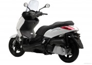 Yamaha X-Max 250